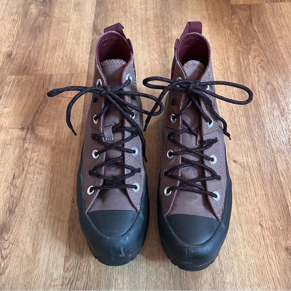 Converse Chuck Taylor All Star Lugged 2.0 Rugged Basics A05124C Bordeaux
